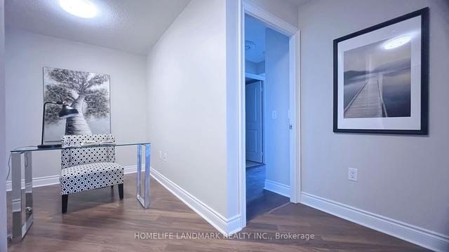 1119 - 500 Doris Ave, Condo with 2 bedrooms, 2 bathrooms and 1 parking in Toronto ON | Image 6