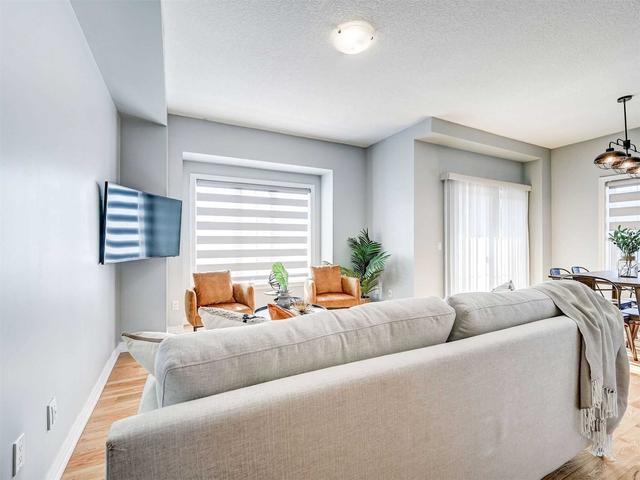 2373 Natasha Circ, House attached with 3 bedrooms, 2 bathrooms and 3 parking in Oakville ON | Image 20