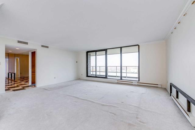 9d - 66 Collier St, Condo with 3 bedrooms, 2 bathrooms and 1 parking in Toronto ON | Image 3
