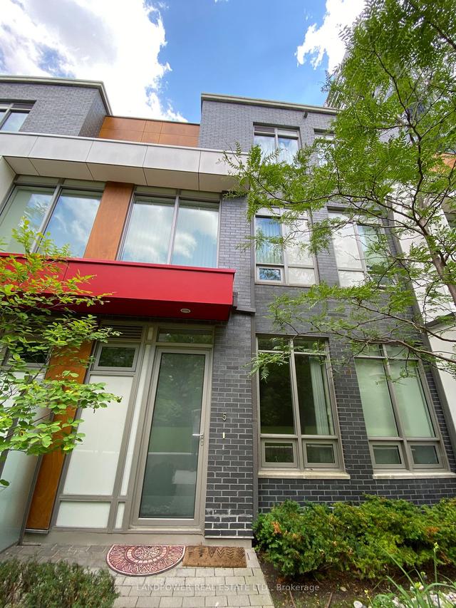 th 5 - 88 Sheppard Ave E, Townhouse with 3 bedrooms, 3 bathrooms and 2 parking in Toronto ON | Image 1