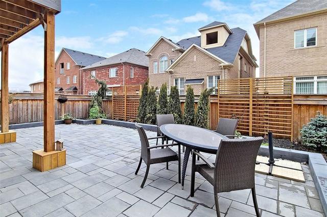 99 Abner Miles Dr, House detached with 5 bedrooms, 6 bathrooms and 4 parking in Vaughan ON | Image 13