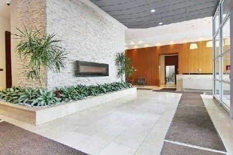 715 - 220 Burnhamthorpe Rd S, Condo with 1 bedrooms, 2 bathrooms and 1 parking in Mississauga ON | Image 10