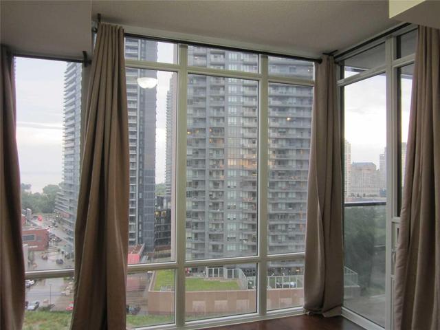 1207 - 90 Park Lawn Rd, Condo with 2 bedrooms, 2 bathrooms and 1 parking in Toronto ON | Image 13