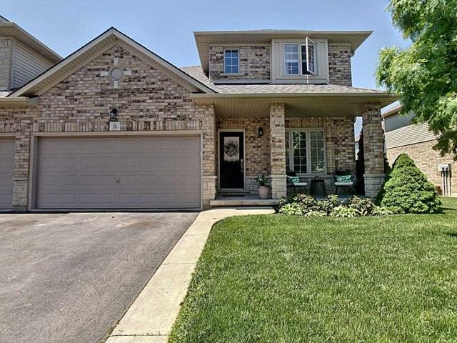 5 - 310 Southbrook Dr, Townhouse with 3 bedrooms, 3 bathrooms and 4 parking in Hamilton ON | Image 1
