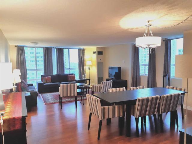 1001 - 3650 Kaneff Cres, Condo with 3 bedrooms, 2 bathrooms and 1 parking in Mississauga ON | Image 1