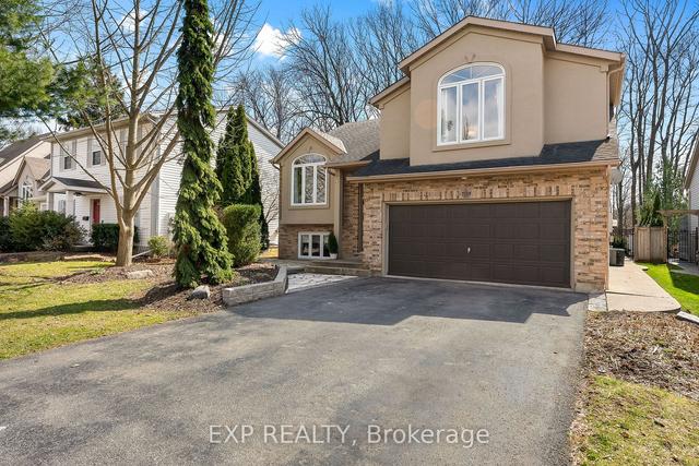 7498 Greendale St, House detached with 3 bedrooms, 3 bathrooms and 8 parking in Niagara Falls ON | Image 1