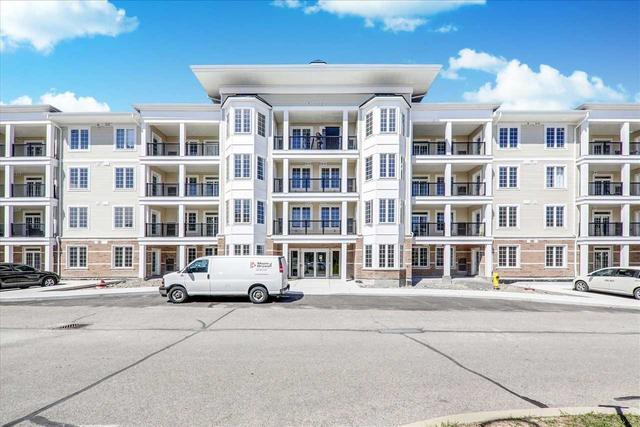 111 - 65 Shipway Ave, Condo with 3 bedrooms, 2 bathrooms and 1 parking in Clarington ON | Image 38