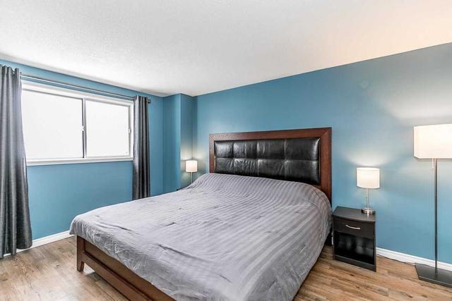 652 Spruce St, House detached with 3 bedrooms, 2 bathrooms and 2 parking in Collingwood ON | Image 8