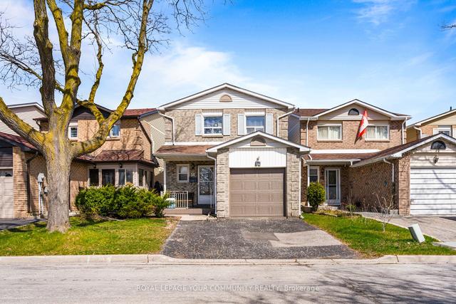 14 Shady Glen Rd, House detached with 4 bedrooms, 3 bathrooms and 5 parking in Toronto ON | Image 1