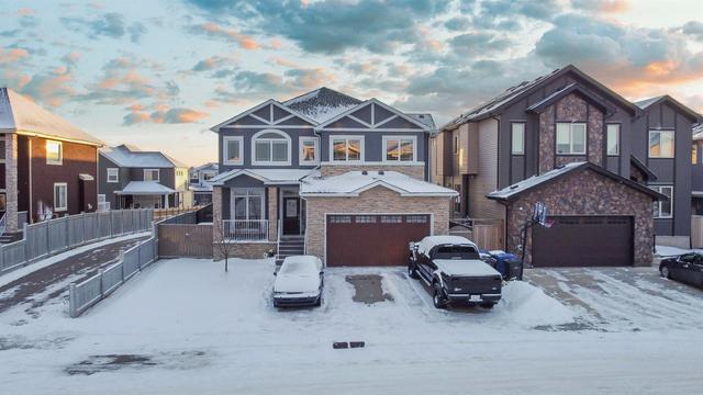 152 Kinniburgh Circle, House detached with 6 bedrooms, 3 bathrooms and 4 parking in Calgary AB | Image 12