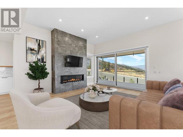 5555 Mountainside Drive, House detached with 4 bedrooms, 3 bathrooms and 5 parking in Kelowna BC | Image 4