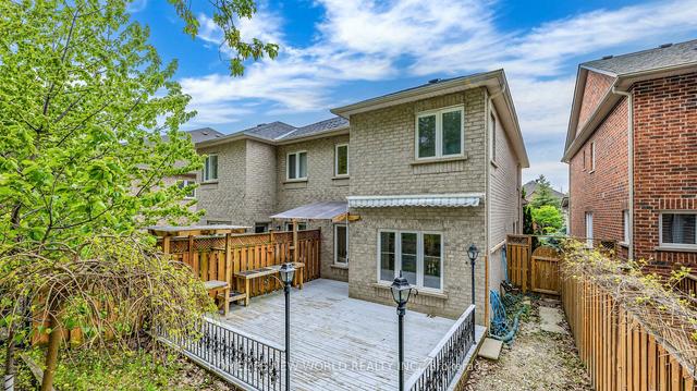 91 Gamble Glen Cres, House semidetached with 3 bedrooms, 3 bathrooms and 4 parking in Richmond Hill ON | Image 27