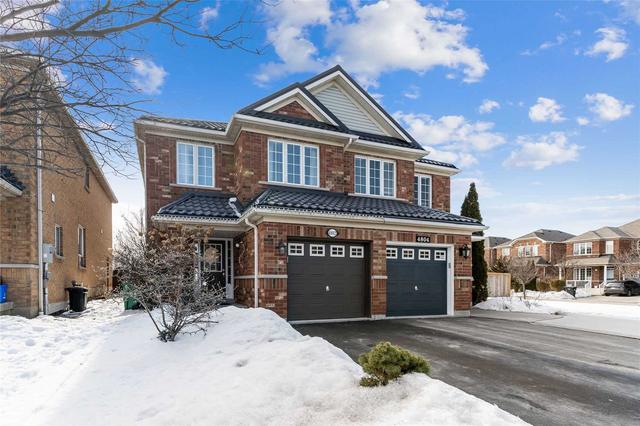 4802 Dovehouse Dr, House semidetached with 3 bedrooms, 3 bathrooms and 2 parking in Mississauga ON | Image 12