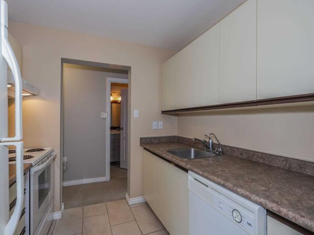 607 - 860 Commissioners Rd E, Condo with 2 bedrooms, 1 bathrooms and 1 parking in London ON | Image 5
