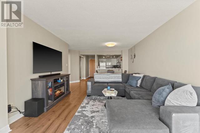 1607 - 515 Riverside Drive West, Condo with 2 bedrooms, 2 bathrooms and null parking in Windsor ON | Image 15