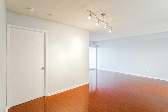1213 - 135 Hillcrest Ave, Condo with 2 bedrooms, 2 bathrooms and 1 parking in Mississauga ON | Image 24