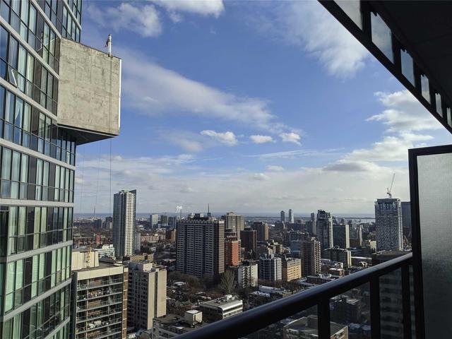 2801 - 33 Charles St E, Condo with 1 bedrooms, 1 bathrooms and null parking in Toronto ON | Image 1
