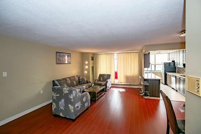 2302 - 18 Knightsbridge Rd, Condo with 3 bedrooms, 2 bathrooms and 1 parking in Brampton ON | Image 14