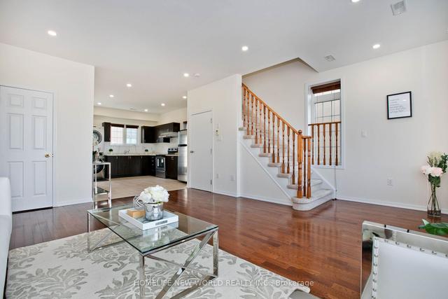 37 Celadine Dr, House attached with 4 bedrooms, 5 bathrooms and 2 parking in Markham ON | Image 22