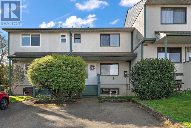 407 - 642 Agnes St, House attached with 4 bedrooms, 2 bathrooms and 2 parking in Saanich BC | Image 17