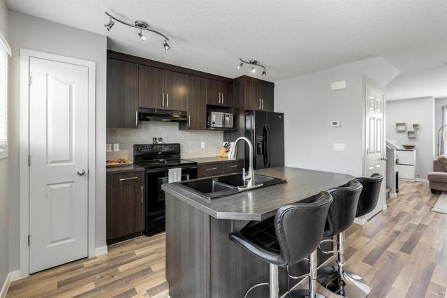 34 Autumn Green Se, Home with 3 bedrooms, 2 bathrooms and 2 parking in Calgary AB | Image 9