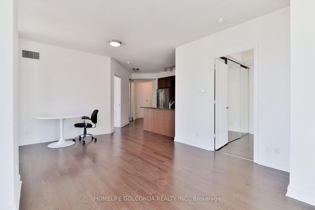 1909 - 825 Church St, Condo with 2 bedrooms, 2 bathrooms and 0 parking in Toronto ON | Image 12