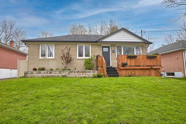 16 Agnes St, House detached with 3 bedrooms, 2 bathrooms and 4 parking in Barrie ON | Image 9