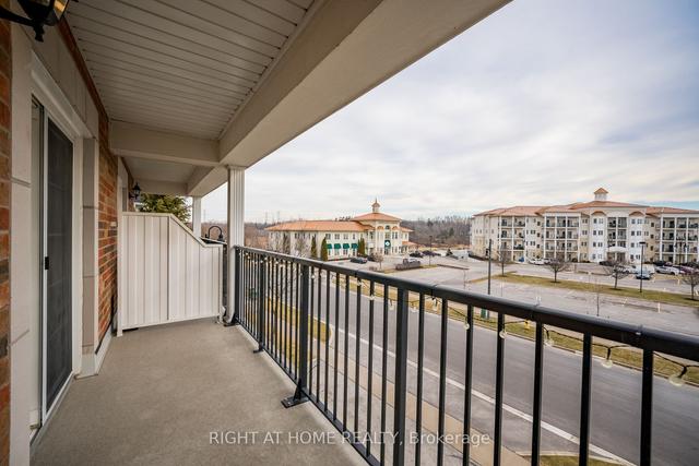 310 - 55 Shipway Ave, Condo with 2 bedrooms, 1 bathrooms and 1 parking in Clarington ON | Image 9