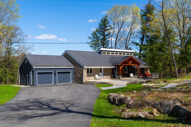 1106 Mcvittie Rd, House detached with 2 bedrooms, 4 bathrooms and 12 parking in Bracebridge ON | Image 37