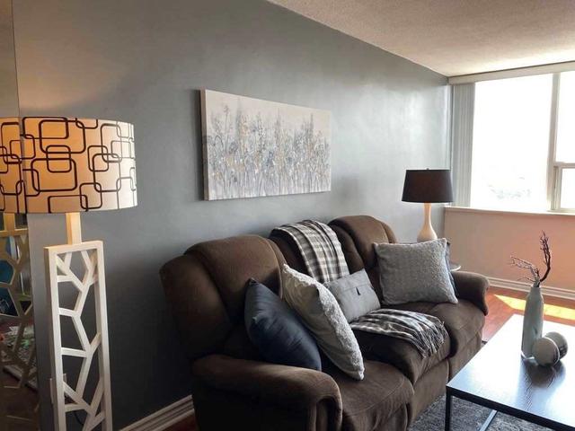 802 - 25 Silver Springs Blvd, Condo with 3 bedrooms, 2 bathrooms and 1 parking in Toronto ON | Image 12