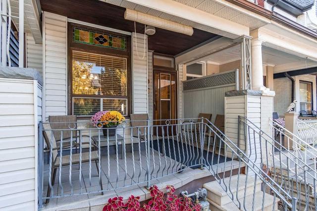 37 Montrose Ave, House semidetached with 3 bedrooms, 2 bathrooms and 1 parking in Toronto ON | Image 34