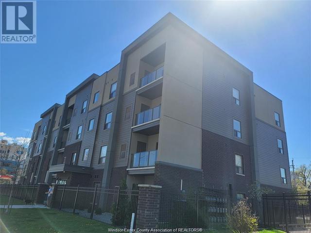 306 - 955 Ouellette Avenue, Condo with 2 bedrooms, 2 bathrooms and null parking in Windsor ON | Image 1
