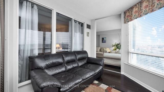 803 - 26 Hanover Rd, Condo with 2 bedrooms, 2 bathrooms and 2 parking in Brampton ON | Image 14