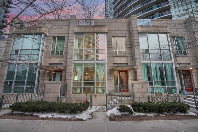 th116 - 90 Absolute Ave, Townhouse with 2 bedrooms, 2 bathrooms and 1 parking in Mississauga ON | Image 1