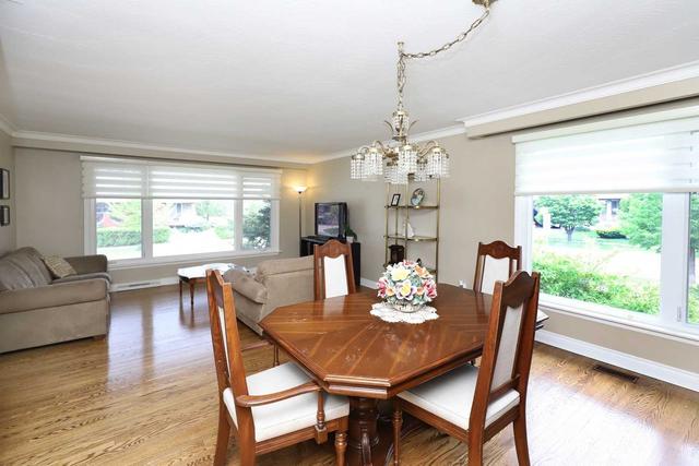1 Stella St, House detached with 3 bedrooms, 2 bathrooms and 3.5 parking in Toronto ON | Image 5