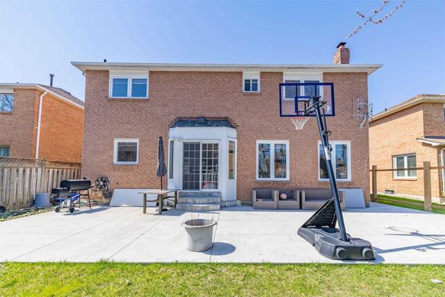 9 Cox Cres, House detached with 4 bedrooms, 3 bathrooms and 8 parking in Brampton ON | Image 33