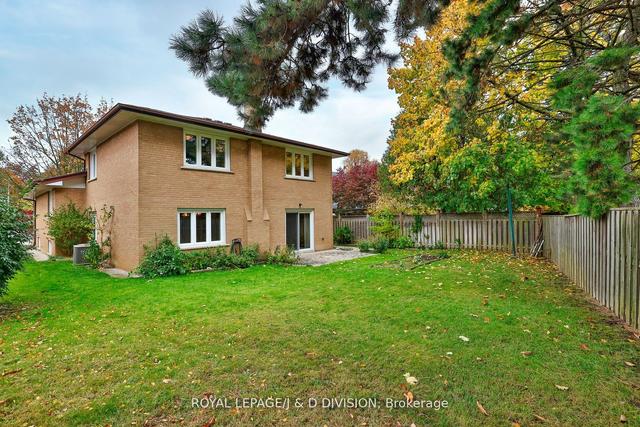 29 Longfield Rd, House detached with 4 bedrooms, 3 bathrooms and 6 parking in Toronto ON | Image 26