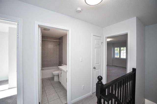190 Maitland St, House attached with 3 bedrooms, 4 bathrooms and 2 parking in Kitchener ON | Image 11