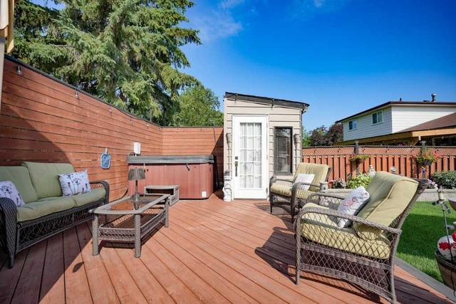 3 Berner Tr, House detached with 3 bedrooms, 2 bathrooms and 3 parking in Toronto ON | Image 36