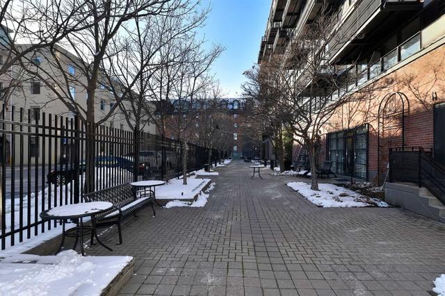 607 - 90 Sumach St, Condo with 2 bedrooms, 2 bathrooms and 1 parking in Toronto ON | Image 25