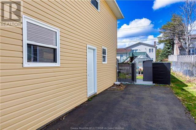 215 Gaspe, House detached with 3 bedrooms, 2 bathrooms and null parking in Dieppe NB | Image 29