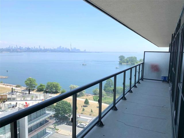 1112 - 39 Annie Craig Dr, Condo with 2 bedrooms, 2 bathrooms and 1 parking in Toronto ON | Image 5