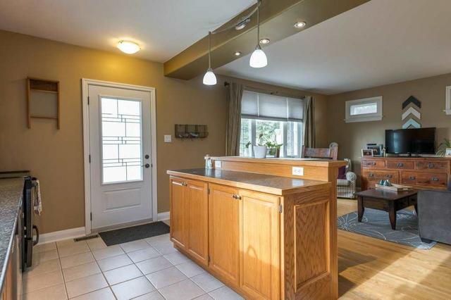 1048 Ford St, House detached with 3 bedrooms, 2 bathrooms and 3 parking in Peterborough ON | Image 32