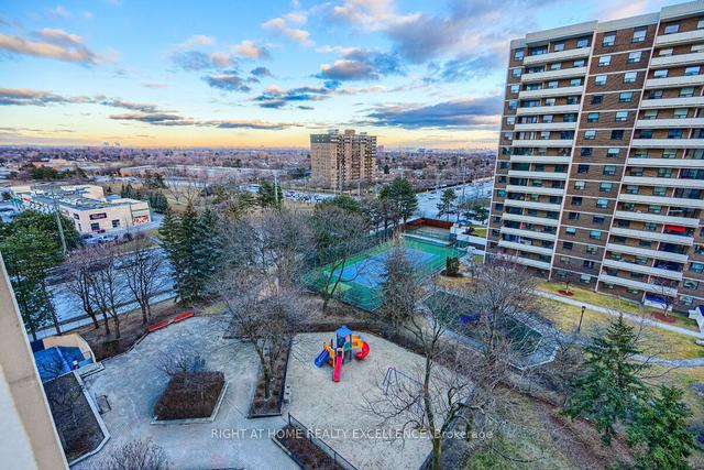 911 - 5 Lisa St, Condo with 3 bedrooms, 2 bathrooms and 1 parking in Brampton ON | Image 13