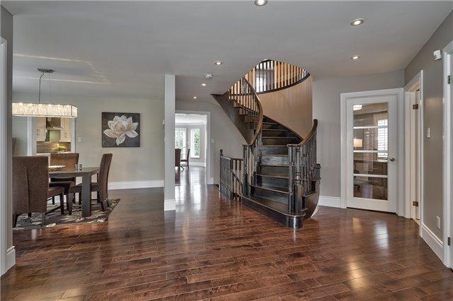 2200 Brays Lane, House detached with 4 bedrooms, 4 bathrooms and 4 parking in Oakville ON | Image 4