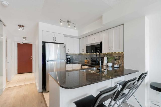 1904 - 2181 Yonge St, Condo with 1 bedrooms, 1 bathrooms and 1 parking in Toronto ON | Image 12