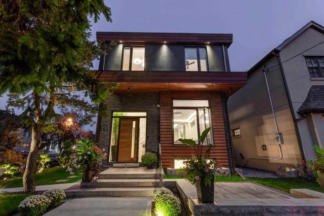 39 Red Deer Ave, House detached with 5 bedrooms, 4 bathrooms and 2 parking in Toronto ON | Image 1