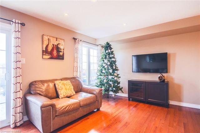 7 Bamboo Grove, House attached with 3 bedrooms, 2 bathrooms and null parking in Brampton ON | Image 14