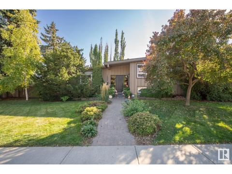 14003 84 Av Nw, House detached with 3 bedrooms, 3 bathrooms and null parking in Edmonton AB | Card Image