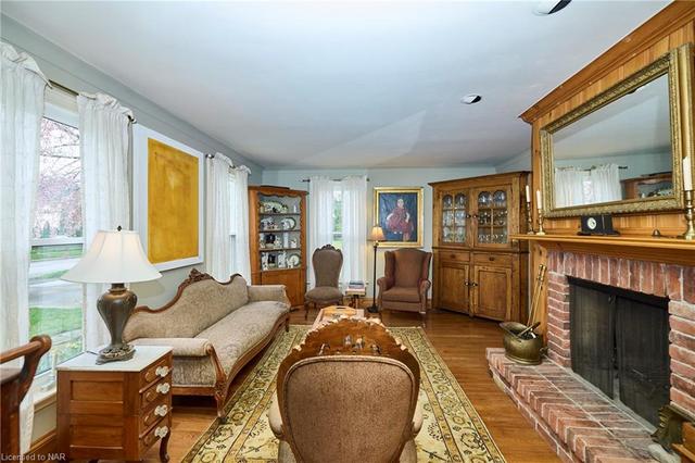 727 Rye Street, House detached with 3 bedrooms, 2 bathrooms and 3 parking in Niagara on the Lake ON | Image 6
